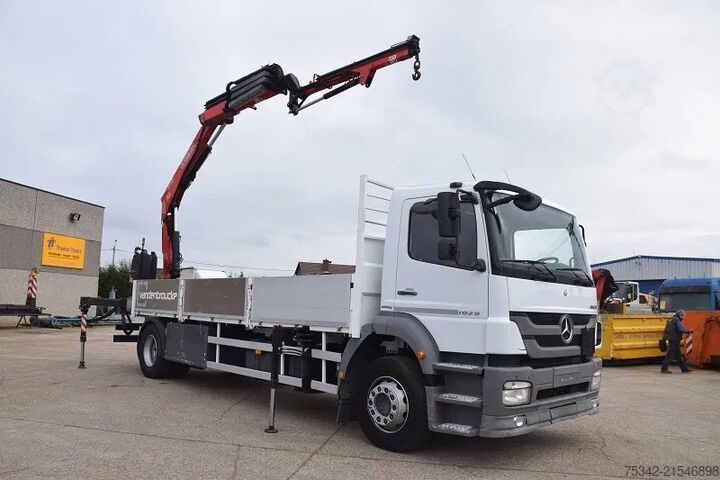 Ladepritsche Mercedes-Benz Axor 1829 + Fassi 135 Flygip