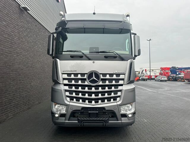 Kranwagen Mercedes-Benz Actros 2553 6X2 TREKKER +HMF 4020 K6 +FJ 600 K4...