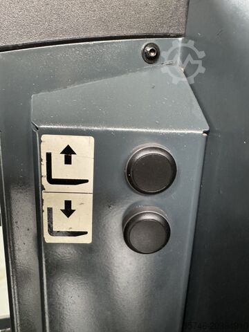 EKS 210 - Rail Guidance!! Cabin 1000MM!! JUNGHEINRICH EKS 210 - Rail Guidance !! Cabin 1000 MM !!