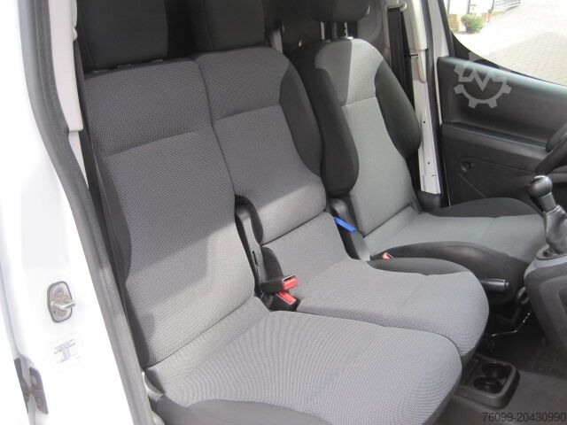 Kastenwagen Peugeot Partner 1.6 HDI Cateringausbau 3-Sitzer