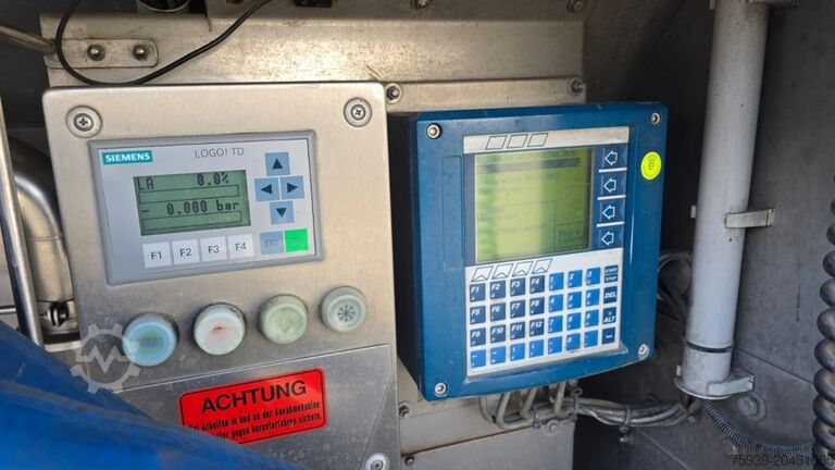 LKW mit Tankaufbau Mercedes Benz Actros 1846 4x2