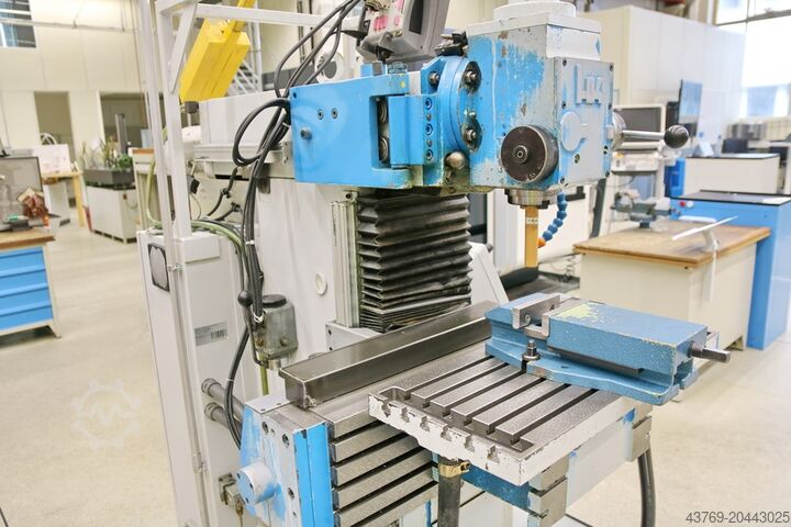 Werkzeugfräse HECKLER & KOCH AM 442