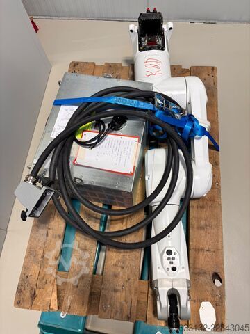 Industrial robot Stäubli CS9-TX-60L