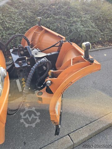 Winterdienstgerät Hansa APZ 1003