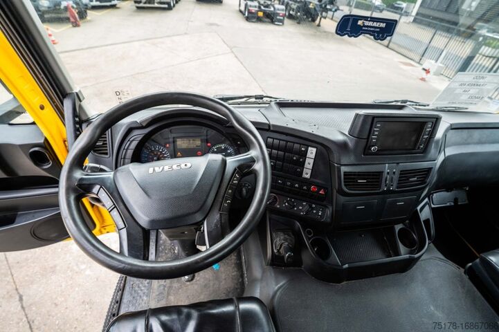 Standard tractor IVECO TRAKKER 450-6X4-BIG AXLES