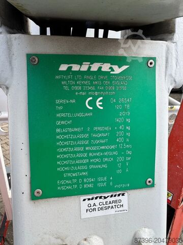 Articulated boom lift Niftylift 120TE Aanhangwagenhoogwerker aanhanger hoogwerker