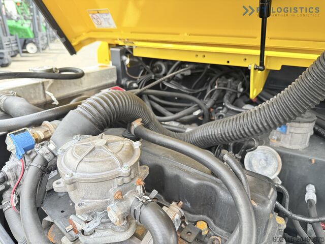 Vierwege-Gabelstapler Combilift CB4000 TRIPLEX 5200 FREE-LIFT POSITIONER