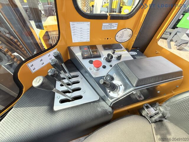 Vierwege-Gabelstapler Combilift C4000 / GAS / DUPLEX 4100 / POSITIONER