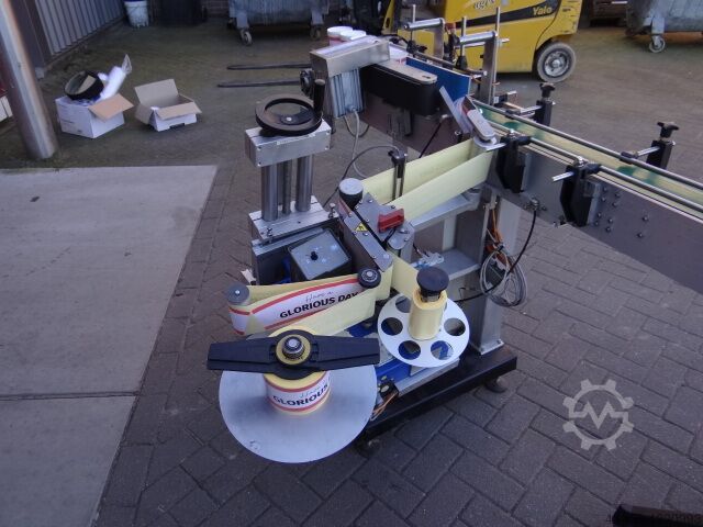 Selfadhesive labeler Etipack EMC DX