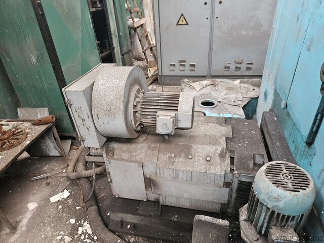 Vertical lathe with turret UMARO SC 17