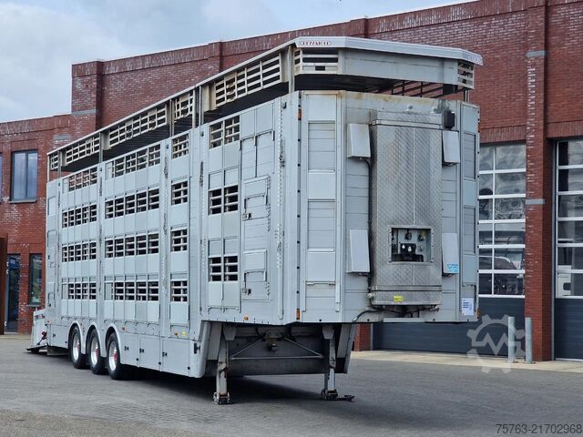 Viehtransport Pezzaioli 1/2/3/4 deck livestock - Water & Ventilation - ...