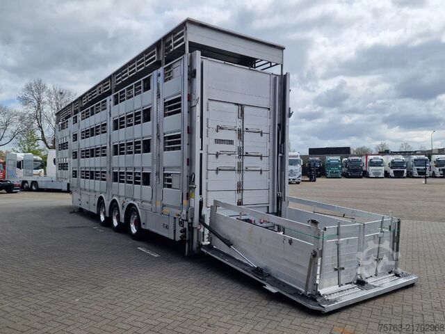 Viehtransport Pezzaioli 1/2/3/4 deck livestock - Water & Ventilation - ...