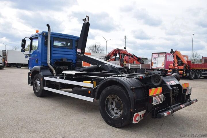 Hakenarmsystem MAN TGM 18.290