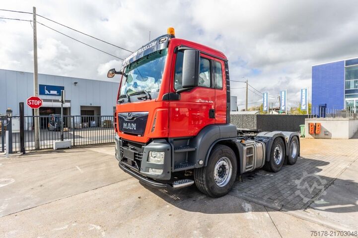 Kipper mit Kran MAN TGS 26.420 BLS-6x2/4+ EPSILON Q200Z