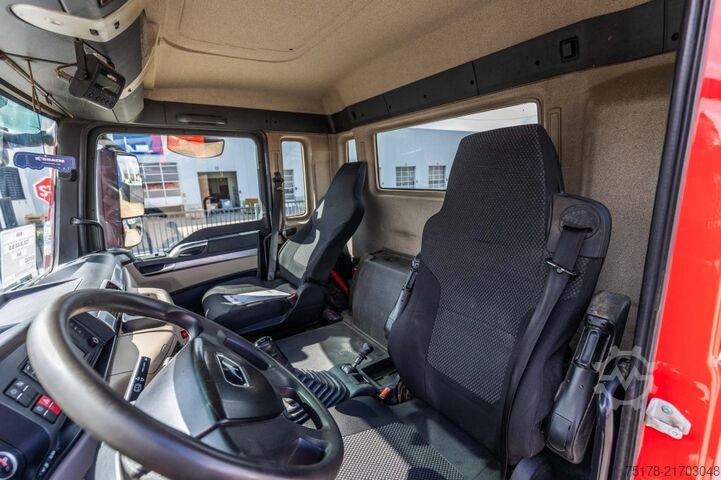 Kipper mit Kran MAN TGS 26.420 BLS-6x2/4+ EPSILON Q200Z