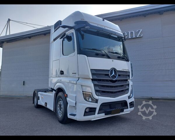 Standard SZM MERCEDES-BENZ Actros L 18 4x2 - Actros L 1848 LS 4x2