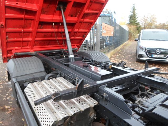 Tipper van MERCEDES-BENZ 823 K/ Meiller Kipper/ Km 101000