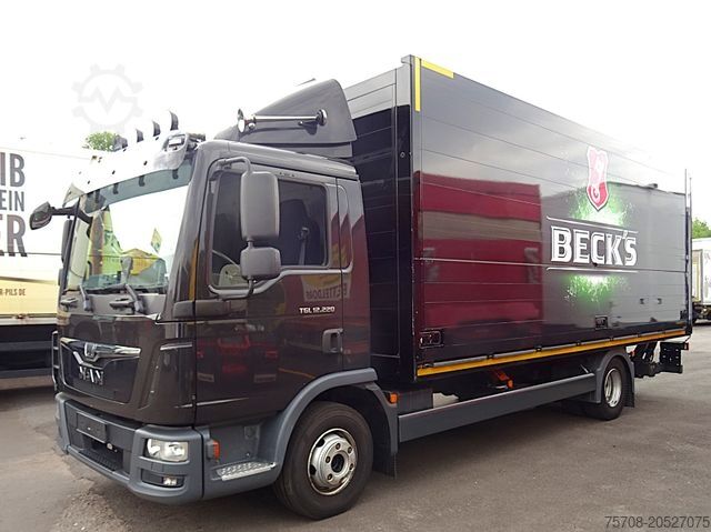 LKW mit Getränkeaufbau MAN 12.220 TGL*6,2 m Schwenkwand*LBW*2x AHK*B/L*TOP!