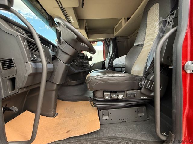 Holztransporter LKW VOLVO FH 540 6x4 Langholztransporter Kran + Anhänger