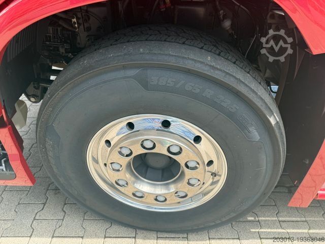 Holztransporter LKW VOLVO FH 540 6x4 Langholztransporter Kran + Anhänger