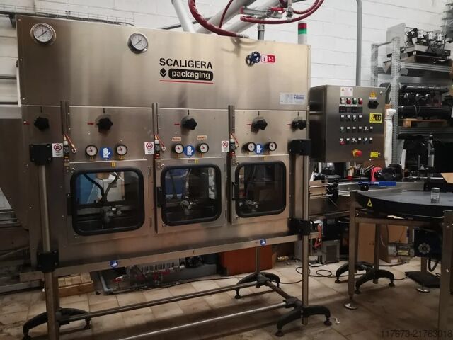 Used Sleever labelling machine 4000  BPH OMRON ULISSE 4000