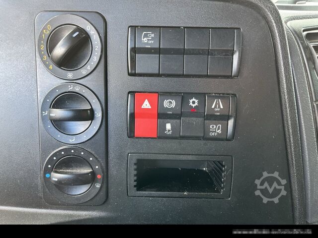 LKW mit Kofferaufbau MERCEDES-BENZ 1224 L Koffer 7,20m* LBW 1,5t*Klima*Automatik