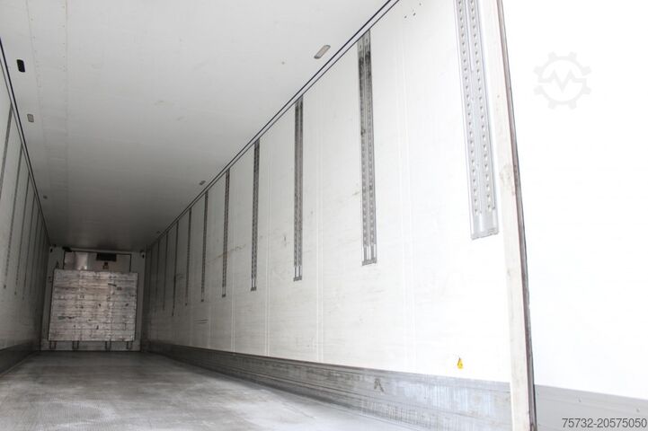 Auflieger SCHMITZ Thermo King SLXi Spectrum Bi MultiTemp DS Strom