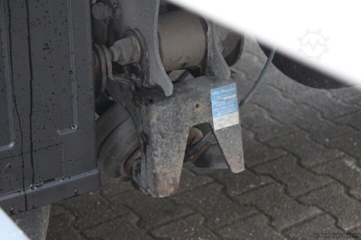 Auflieger SCHMITZ Thermo King SLXi Spectrum Bi MultiTemp DS Strom