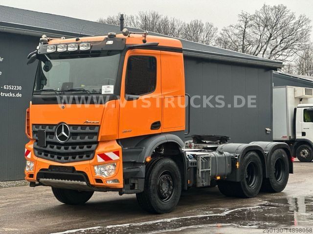 ▷ Used Heavy load Mercedes-Benz Arocs 2842 MP5 6x4 Euro6 mit Kipphydraulik  for sale 