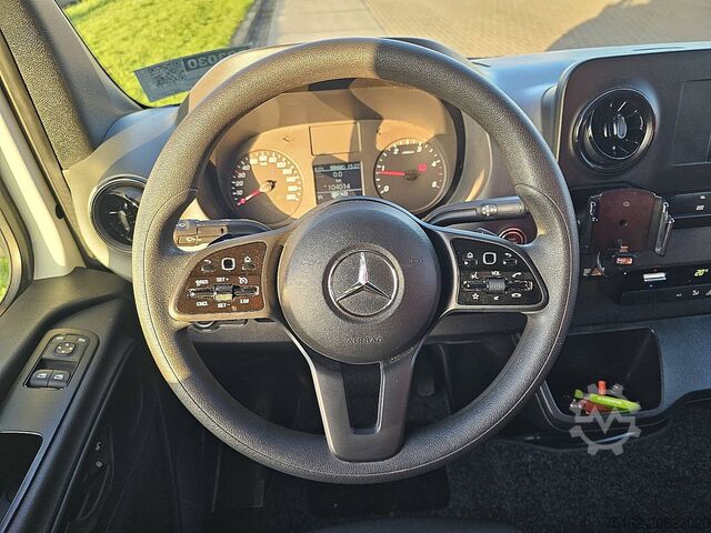 Suitcase MERCEDES-BENZ SPRINTER 317 ac automaat EURO6