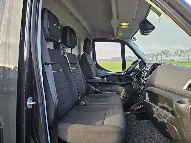 Refrigerated box wagon IVECO DAILY 35S18 XL H3 FRIGO 3.0 ltr