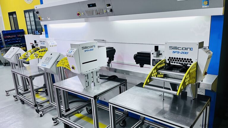Servo Roll Strip Feeding Machine Silicon+ SFS 200