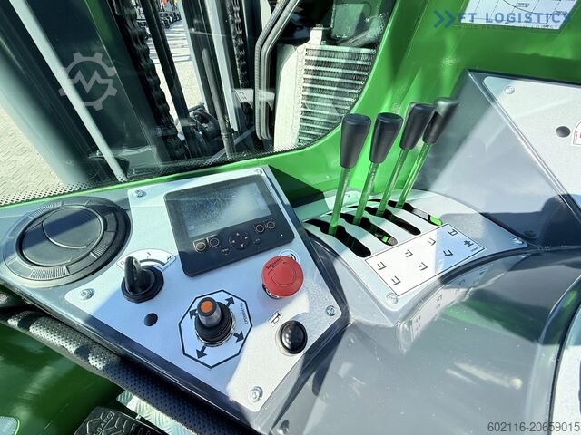 Four-way forklift Combilift C4500 DIESEL 4900 TRIPLEX FREE-LIFT TOP1