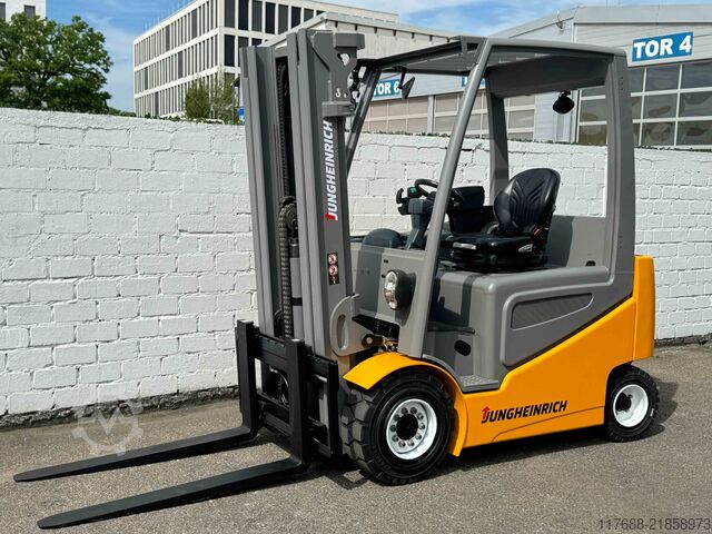 Elektro 4-Rad Jungheinrich EFG 425k - Service Neu - nur 4670 Std Batterie 85%