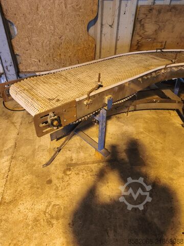 Conveyor belt plastic chain conveyor 