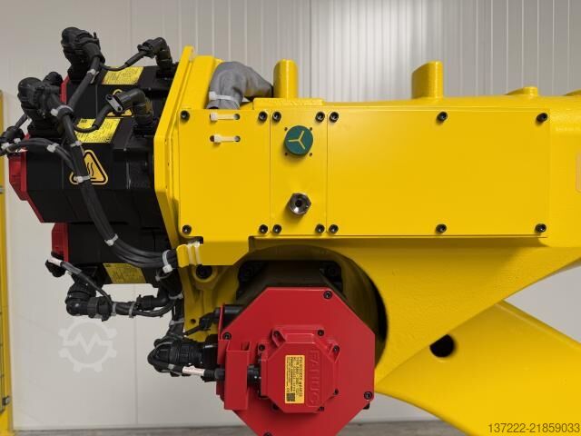Refurbished Robot with 1 year warranty FANUC R-2000iC/270F