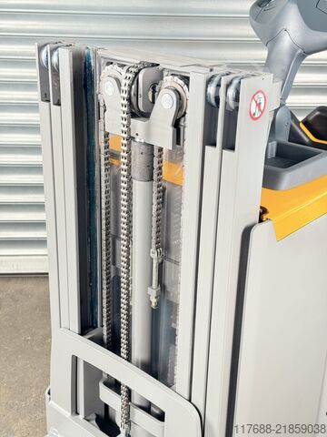 High lift truck driver Jungheinrich ERD 220 - Service Neu - 4570 Std. - Batterie 80%