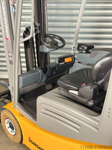 Electric 3-wheeler Jungheinrich EFG 216k - Service Neu + Garantie - Batterie 90%