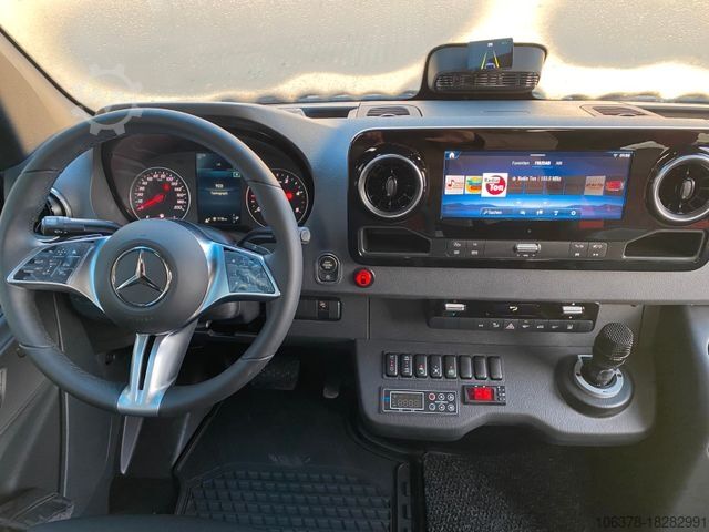 Minibus MERCEDES-BENZ Sprinter Altas Tourline Sitzplätze 19 +1 +1