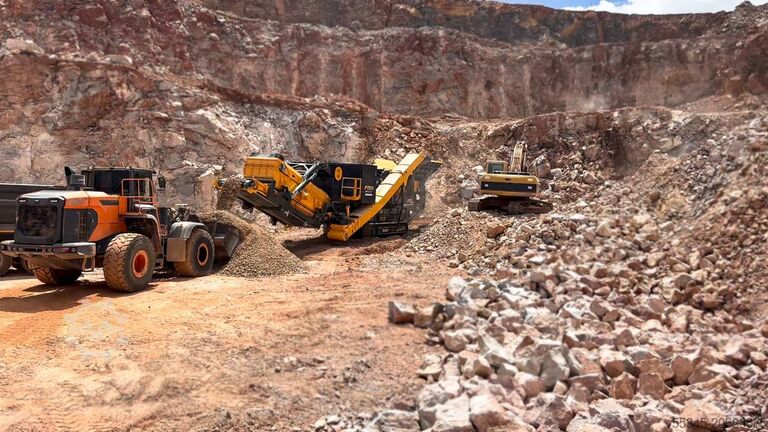 Prallbrecher Mobile Tracked Impact Crusher Mobile Tracked Impact Crusher FTI-130S