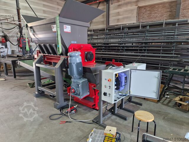 Primary shredder LUMAGO D.S.C. Dutch Shredder Company PYTHON-XL