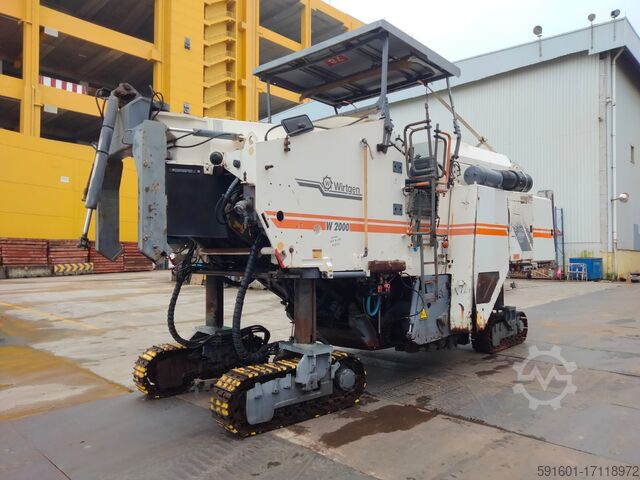 Asphalt milling machine Wirtgen W2000