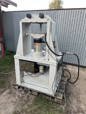 Hydraulic press Lukas Hydraulik 60T
