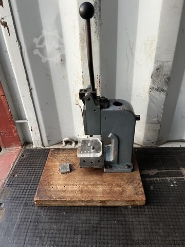 Machining center STEINEL Stössel PHK 8