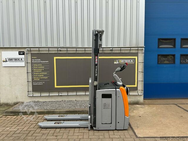 Elektrischer Triplex-Stapler Still EXV SF 14, Hubhöhe 5.016 mm STILL EXV SF 14