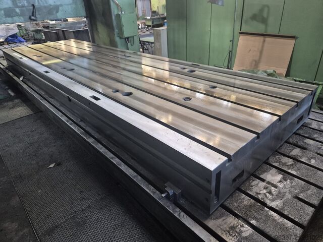 Mounting plate with T-slots PORĘBA, DEFUM, SKODA PŁYTA MONTAŻOWA Z ROWKAMI TEOWYMI