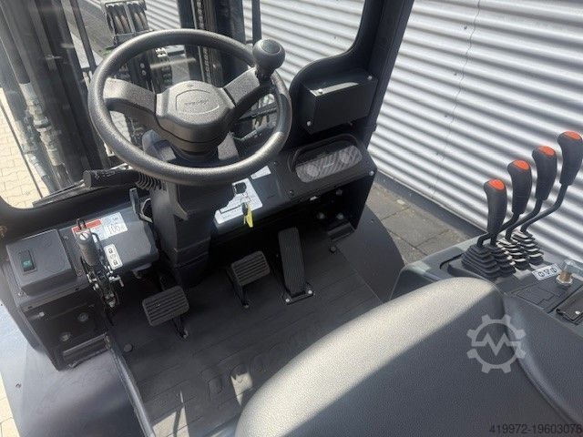 LPG Forklifts Doosan G30 NXP 49 Stunden!