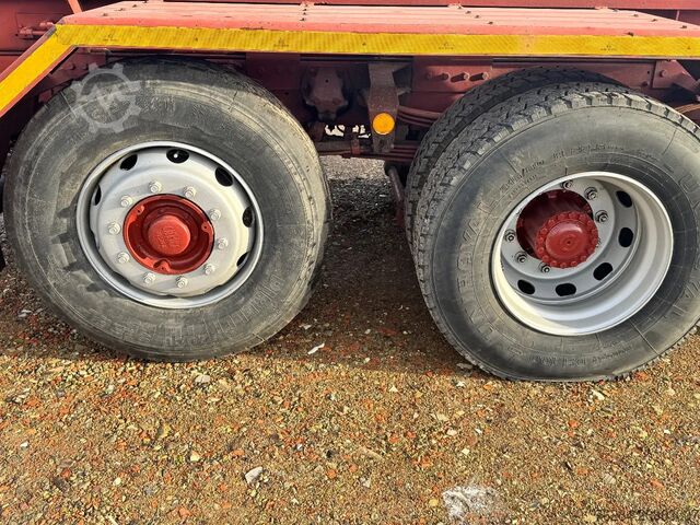 Hakenarmsystem Iveco Turbostar 190.48 V8 6x2