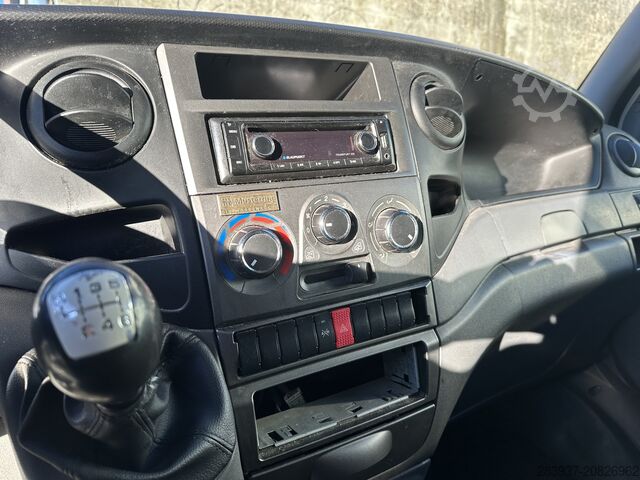 Transporter mit Pritsche & Plane IVECO Daily 35 C 17