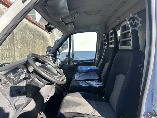 Transporter mit Pritsche & Plane IVECO Daily 35 C 17